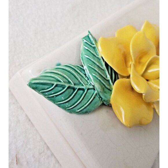 Vintage Porcelain Vanity yellow rose leaf Floral Trinket Jewelry Box Embossed - Picture 7 of 14